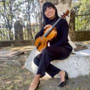 Nely, profesora Método Suzuki Violín y Viola en CDMX