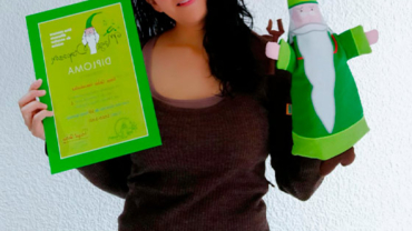 Nova Lucero, profesora de violonchelo Suzuki y estumulación musical con el Mago Diapasón